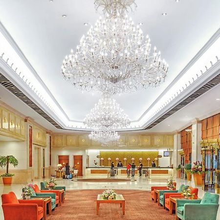 Golden Crown China Hotell Taipa  Eksteriør bilde