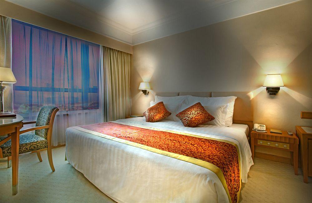 Golden Crown China Hotell Taipa  Eksteriør bilde